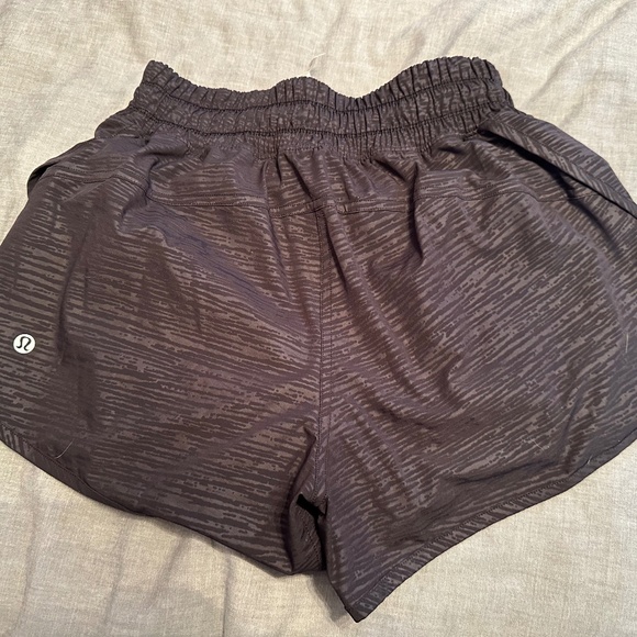 lululemon athletica Pants - Lululemon Bootcamp 2in1 shorts